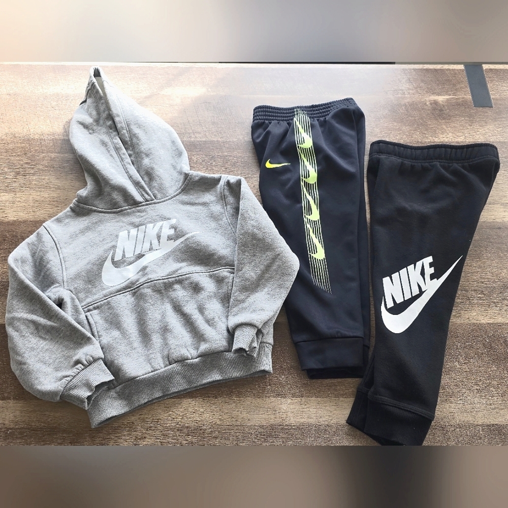Toddler Nike Top/Bottoms Lot